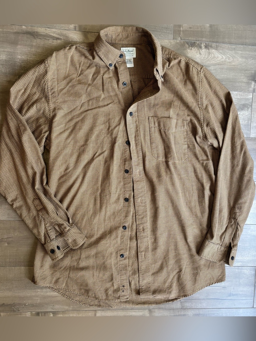 L.L. Bean Wicked Good Flannel Shirt Traditional Fit Tall M Houndstooth Olive Tan